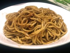 -HIHE Bistro·Oyster Bar(华熙live店)