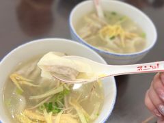 香菇肉馄饨-不二心·鲜肉大包·海胆小笼汤包(二七广场店)