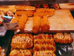 -巴黎贝甜(泗泾店)