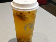 满杯百香果-瑞幸咖啡(人民路店)