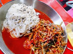 -BHC炸鸡(明洞总店)