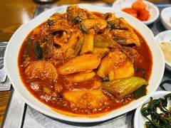 鲫鱼炖土豆-韩阳王石板烤肉