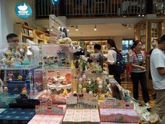 -猫的天空之城概念书店(苏州平江店)