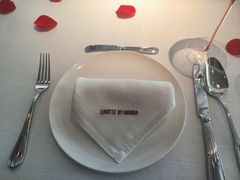 -弦月窗LUNETTE BY AMANDA(复兴路店)