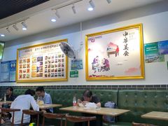 大堂-五星螺·柳州螺蛳粉(城中万达店)