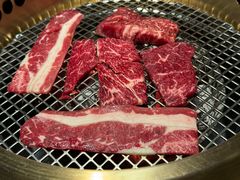 -铭牛烧肉·和牛海鲜自助(高新月牙湖店)