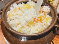 -滇香肴·云南菜蒸汽石锅鱼(云南北路店)
