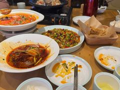 -严记小天府酸菜鱼(西四路店)