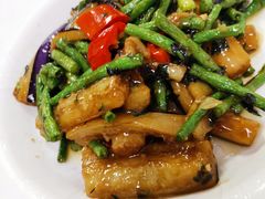 紫苏豆角茄子-惠爱餐厅