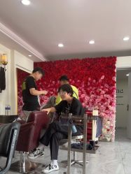 -星座接发烫染美发超市