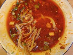 -拈签一笑黄牛肉辣卤串串
