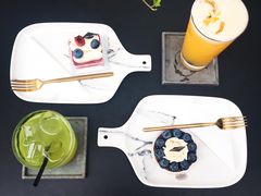 -UNI UNI(环亚凯瑟琳店)