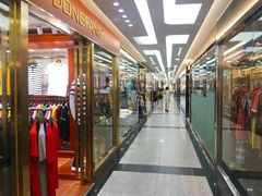 -广州白马服装市场