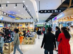 -胖东来生活广场(健康路店)