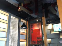 大堂-辣尚瘾·烤鱼·新川菜(交大直营店)