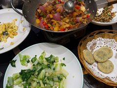 -老唐三下锅 ·张家界地标美食(溪布街店)