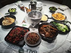 -巴厘龙虾·榜首油焖大虾(音乐学院·沿江酒馆店)
