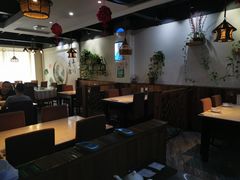 大堂-魏铭鱼头捞饭(晋阳路店)