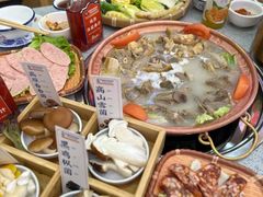 -阿婆情腊排骨火锅(金虹路店)