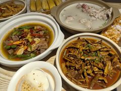 -叁煨蹄花·下饭盐帮菜(人民广场店)