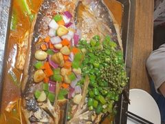 -夯鱼烤鱼·尔滨地标美食(中央商场店)