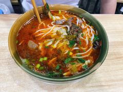 -全家福米线