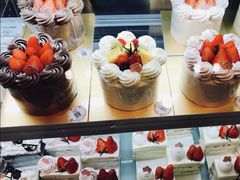 -花花卷卷·鲜食蛋糕(静安久光百货店)