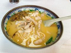-明呈黄鱼面馆(斜土路店)
