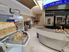 -玫瑰谷动物奶油生日蛋糕(红旗路总店)