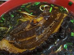 -小龙大肉面馆