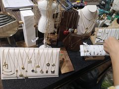 -泰康仰忠精品批发城