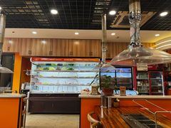 -哈尔滨小酒馆·鲜肉现穿自助烧烤(康新花园店)
