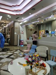 -睿宝儿科·眼科·口腔(静安大悦城门诊部)