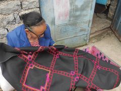 -高荡千年布依古寨旅游景区