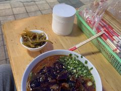 -越洋肖氏老米线(杨家坪店)
