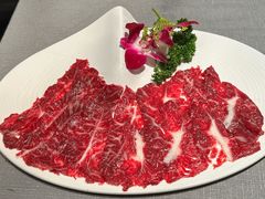 -左庭右院鲜牛肉火锅黑金店(陆家嘴中心店)