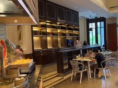 -亚龙湾希尔顿自助餐厅·海鲜·烧烤·沙滩BBQ·现场乐队