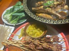 -茸梅路右拐龙虾-农家菜(松江店)