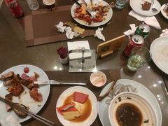 -飨食汇全日制餐厅·昆山皇冠假日酒店(九方店)