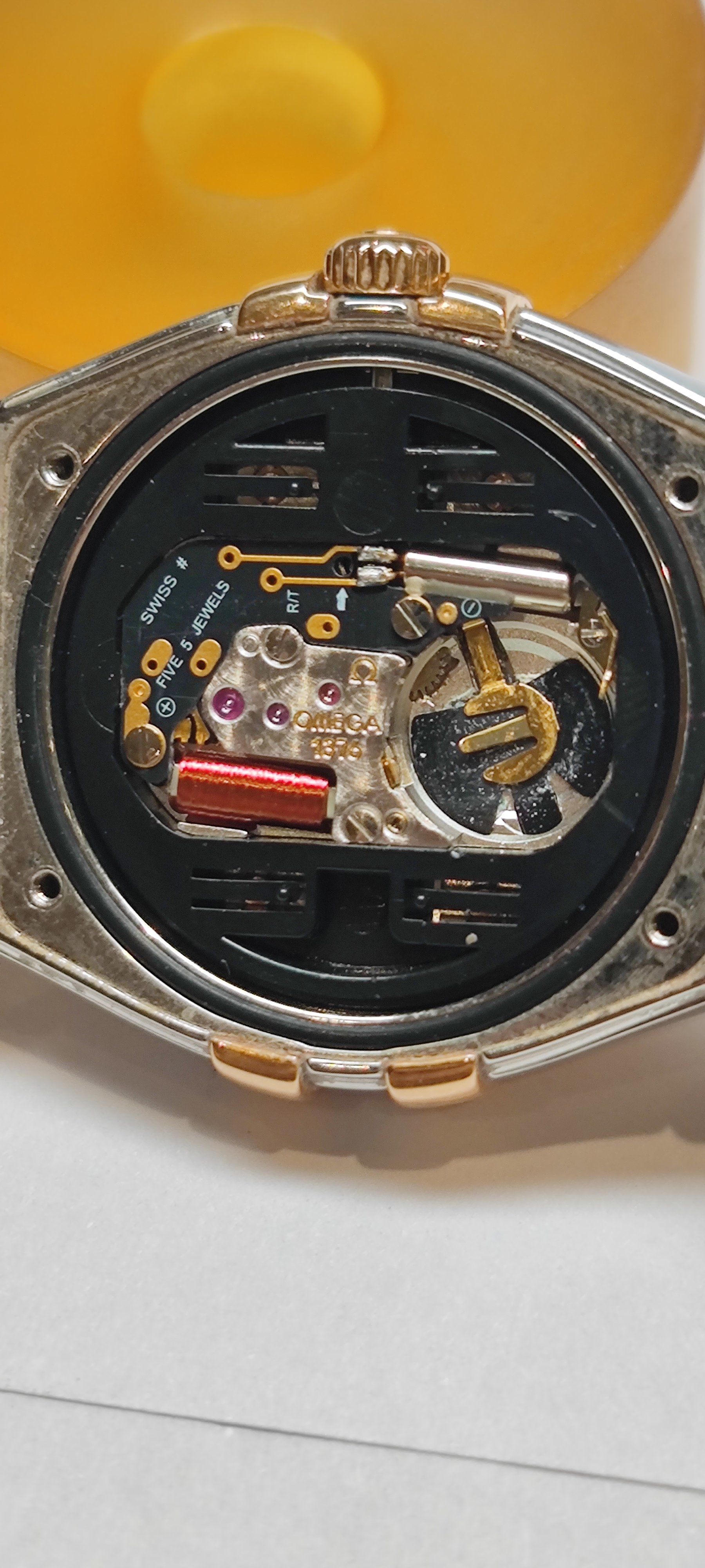 使用石英腕表的表主注意了