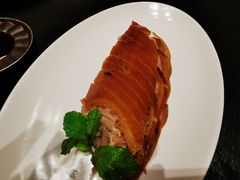 酥香嫩烤鸭-四季民福烤鸭店(外滩外白渡桥店)
