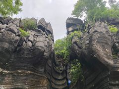 -梭布垭石林景区