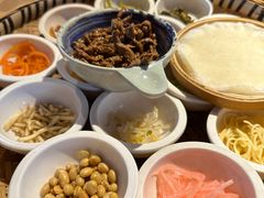 -包整·丝娃娃(一览甲秀楼风景店)