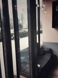 -茶发Salon·烫发染发理发