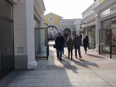 -潘多夫名品奥特莱斯