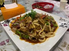 爆炒羊羔肉-清真·伊清阁餐厅