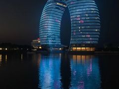 -湖州太湖旅游度假区-月亮广场