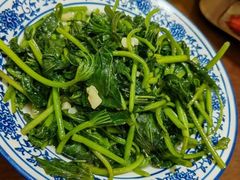 -富正毅三下锅·湘西韵味(天门山索道店)