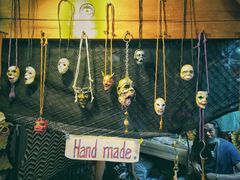 -席娜卡琳火车铁道夜市