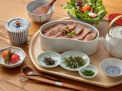 餐具摆设-焼肉 番手十番(銀座三越店)